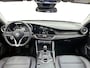 Alfa Romeo Giulia 2.0T Super | Navi | Climate Control | Cruise Control |