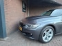 BMW 3-Serie 316i Upgrade Edition136PK Navigatie / Xenon / Lederen Bekleding / Stoelverwarming / Cruise Controle / Blouthoot / Park