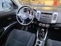 Mitsubishi Outlander 2.4 Inspire 2WD / NAP / CRUISE / AFN. TREKH. / PRIVACY GLASS / ACHTERBANK VERSTELB. / EXTRA SET / NWE BEURT !