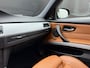 BMW 3-Serie 325i|Mpakket|Carbon|Leder|Flippers|NL|Nap