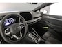 Volkswagen Golf Variant Life Edition 1.5 eTSI 115pk DSG Automaat Adaptive cruise control, LED matrix koplampen, 360 camera, Navigatie, Elektrische achterklep, Stuurwiel verwarmd, Parkeersensoren