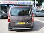 Citroën Berlingo 1.2 Benzine 110pk Black edition **Dakrails * Navigatie * Climate & Cruise Control * Parkeerhulp ** Vingerhoets; Vierde Generatie Eersteklas Service !