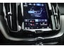 Volvo XC60 2.0 T8 Plug-in hybrid AWD Plus Dark | Pano | Standkachel | ACC | Blis | H&K  audio | Sportstoelen met mem. |