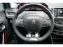 Peugeot 2008 1.2 PureTech GT-Line + TREKHAAK / PANORAMA / STOELVERWARMING / SENSOREN