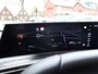 Peugeot 3008 1.2 Hybrid 136 Allure * Nieuw Model * Uit voorraad leverbaar * Hybride / Benzine Automaat * Navigatie * Stuur- en Stoel Verwarming * 1/2 Leder Interieur * Parkeer Camera en Sensoren * DAB Radio *  etc.... Zie Foto's * Vingerhoets; Vierde Generatie Eersteklas Service !