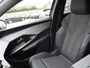 Peugeot 3008 1.2 Hybrid 136 Allure * Nieuw Model * Uit voorraad leverbaar * Hybride / Benzine Automaat * Navigatie * Stuur- en Stoel Verwarming * 1/2 Leder Interieur * Parkeer Camera en Sensoren * DAB Radio *  etc.... Zie Foto's * Vingerhoets; Vierde Generatie Eersteklas Service !