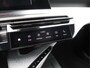 Peugeot 3008 1.2 Hybrid 136 Allure * Nieuw Model * Uit voorraad leverbaar * Hybride / Benzine Automaat * Navigatie * Stuur- en Stoel Verwarming * 1/2 Leder Interieur * Parkeer Camera en Sensoren * DAB Radio *  etc.... Zie Foto's * Vingerhoets; Vierde Generatie Eersteklas Service !
