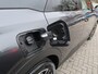 Peugeot 3008 1.2 Hybrid 136 Allure * Nieuw Model * Uit voorraad leverbaar * Hybride / Benzine Automaat * Navigatie * Stuur- en Stoel Verwarming * 1/2 Leder Interieur * Parkeer Camera en Sensoren * DAB Radio *  etc.... Zie Foto's * Vingerhoets; Vierde Generatie Eersteklas Service !