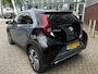 Toyota Aygo X ENVY PARK-SENSOREN CLIMA NAVI CAMERA APPLE/ANDROID 18'' LM-VELGEN AD-CRUISE NL-AUTO 1E-EIGENAAR