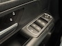 Mercedes-Benz GLA 200 Progressive Camera | Trekhaak | Stoelverwarming | AMG Styling | Elek. Achterklep | Parkeersensoren Rondom | Groot Scherm | AMG-styling | Achteruitrijcamera | Cruise control