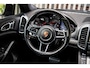 Porsche Cayenne (M2015) 4.8 V8 Turbo 520pk |DEALER ONDH| VOL OPTIES| Panorama|18-weg Stoelen + koeling/verw.|PDLS|Keyless|Camera|