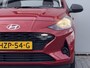Hyundai i10 1.0 Comfort / Navigatie / Achteruitrijcamera / Parkeersensoren Achter / Airco / Cruise Control / Snel Leverbaar! /