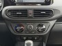 Hyundai i10 1.0 Comfort / Navigatie / Achteruitrijcamera / Parkeersensoren Achter / Airco / Cruise Control / Snel Leverbaar! /