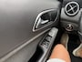 Mercedes-Benz A-klasse 180 Business Solution Automaat,Cruise,Camera,16Inch 123Pk Bj 2017 Dealer onderhouden