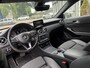 Mercedes-Benz A-klasse 180 Business Solution Automaat,Cruise,Camera,16Inch 123Pk Bj 2017 Dealer onderhouden