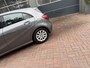 Mercedes-Benz A-klasse 180 Business Solution Automaat,Cruise,Camera,16Inch 123Pk Bj 2017 Dealer onderhouden