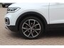 Volkswagen T-Cross 1.0 TSI Style / Trekhaak / Navigatie / Parkeerhulp V+A / 18'' / LED Koplampen / Dodehoek / Stoelverwarming / Apple CarPlay / ACC