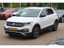 Volkswagen T-Cross 1.0 TSI Style / Trekhaak / Navigatie / Parkeerhulp V+A / 18'' / LED Koplampen / Dodehoek / Stoelverwarming / Apple CarPlay / ACC