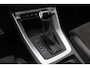 Audi Q3 35 TFSI S edition / Trekhaak / Camera / Leder&Alcantara / 18'' / Navigatie / Dodehoek / Stoelverwarming / Sportonderstel / Virtual Cockpit / Cruise Control