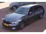 BMW 3-Serie Touring 318i Executive Edition+Sport-Line+Elek-Klep+led+HiFi-Audio+18"Lmv+breed-navigatie = NIEUW-WAARDIG !!