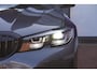 BMW 3-Serie Touring 318i Executive Edition+Sport-Line+Elek-Klep+led+HiFi-Audio+18"Lmv+breed-navigatie = NIEUW-WAARDIG !!