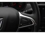 Dacia Duster 1.0 TCe 100 Bi-Fuel Journey / Full option! / Trekhaak / Camera / Half leder / 17'' / Keyless / Navigatie / DAB / Stoelverwarming / Cruise Control