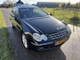 Mercedes-Benz CLK Coupé 200 K. Avantgarde / SCHUIFDAK / LEER / NAVI / ROLLO