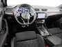 Skoda Superb Combi 1.5 TSI ACT Sportline Business 150 pk Automaat (DSG) | Private lease vanaf 694,-- | Verlengde garantie | Navigatie | Panoramadak | Parkeersensoren | Adaptieve cruise control | Elektr. voorstoelen met memory | Stoelverwarming v/a |