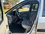 Dacia Logan MCV 1.6 Ambiance 7 Persoons Stuurbekrachtiging Audio-CD/MP3 Colorpakket Getint glas ABS 54005 km's incl. Nap! Nw Apk!