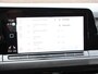 Volkswagen Golf 1.5 TSI 150pk Style Volkswagen Golf 1.5 eTSI 150pk Style | Navigatie | Climate Control | DAB | Digitale Cockpit | Keyless Start | Lichtmetalen velgen 17" | Parkeer Sensoren | Stoelverwarming