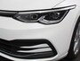 Volkswagen Golf 1.5 TSI 150pk Style Volkswagen Golf 1.5 eTSI 150pk Style | Navigatie | Climate Control | DAB | Digitale Cockpit | Keyless Start | Lichtmetalen velgen 17" | Parkeer Sensoren | Stoelverwarming