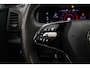 Skoda Karoq Sportline Business 1.5 TSI 150pk Trekhaak, Achteruitrijcamera, Cruise control, Navigatie, Stoelverwarming, LED koplampen, Parkeersensoren, Stuurwiel verwarmd