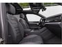 Volkswagen Touareg 3.0 TDI 231pk R-Line Pano 21'' Luchtvering IQ-light Trekhaak
