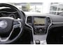 Jeep Grand Cherokee 3.6 286PK 4WD Aut.*Perfect Onderh.*Incl. BTW*Luchtvering/ACC/Pano/Stoelverw.V+A/Stuurverw./Stoelkoeling/H&K/Keyless Entry+Go/Elek. Klep/LED/DAB/Camera/Parkeersens.V+A/20 inch LM/VOL*