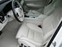 Volvo V60 2.0i T5 Inscription Aut8 I NL-Auto I 100% dealer I Pano I Harman