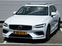 Volvo V60 2.0i T5 Inscription Aut8 I NL-Auto I 100% dealer I Pano I Harman