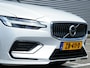 Volvo V60 2.0i T5 Inscription Aut8 I NL-Auto I 100% dealer I Pano I Harman