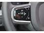 Volvo XC60 T6 Recharge AWD Plus Black Edition - LONG RANGE - Luchtvering - Panorama/schuifdak - IntelliSafe Assist & Surround - 360º Camera - Adaptieve LED koplampen - Verwarmde voorstoelen, stuur & achterbank - Parkeersensoren voor & achter - Elektr. bedienb. voorstoelen met geheugen - Draadloze tel. lader - Extra getint glas - Elektr. inklapbare trekhaak - 21' LMV