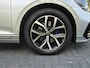 Volkswagen Passat Variant 1.4 TSI PHEV GTE Business Automaat / Leder-pakket / Glazen schuif- en kanteldak / Trekgewicht 1600 kg / Apple Carplay Android Auto / Rondomzicht camera / Adaptief CC / Stoelverwarming / Dynaudio soundsysteem /