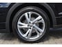 Volkswagen T-Cross 1.0 TSI 2x R-Line 2x R-Line Automaat/Navigatie/Virtual cockpit/Adaptive cruise control/Achteruitrijcamera/Parkeersensoren rondom/Apple carplay/Stoelverwarming/Climate control/IQ light/DAB/Draadloze telefoonlader.