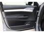 Volvo EX90 Twin Motor Performance Ultra 111 kWh | Actieve Luchtvering Met FOUR-C | Panoramadak | Premium audio by Bowers & Wilkins | Verwarmbare voorstoelen, achterbank, stuurwiel | Rondom zichtcamera | Head-up Display | LiDAR | Gelamineerde Zijruiten | 22 inch Lichtmetalen Velgen