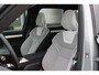 Volvo EX90 Twin Motor Performance Ultra 111 kWh | Actieve Luchtvering Met FOUR-C | Panoramadak | Premium audio by Bowers & Wilkins | Verwarmbare voorstoelen, achterbank, stuurwiel | Rondom zichtcamera | Head-up Display | LiDAR | Gelamineerde Zijruiten | 22 inch Lichtmetalen Velgen