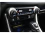 Toyota RAV4 2.5 Hybrid AWD Bi-Tone | Trekhaak | Stoel-/stuurverwarming | Verwarmbare voorruit | Keyless | Apple Carplay / Android Auto