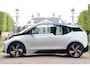 BMW i3 Basis 120Ah 42 kWh | ORIGINEEL NL! | 19'' LMV | STOELVERWARMING | PARK SENSOR | CRUISE | CLIMA