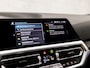 BMW 3-Serie 330e Sportline 293Pk Automaat (APPLE CARPLAY, GROOT NAVI, ZWART HEMEL, DEALER ONDERHOUDEN, SFEERVERLICHTING, LEDER, SPORTSTOELEN, CAMERA, GETINT GLAS, STOELVERWARMING, NIEUWSTAAT)