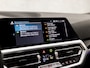 BMW 3-Serie 330e Sportline 293Pk Automaat (APPLE CARPLAY, GROOT NAVI, ZWART HEMEL, DEALER ONDERHOUDEN, SFEERVERLICHTING, LEDER, SPORTSTOELEN, CAMERA, GETINT GLAS, STOELVERWARMING, NIEUWSTAAT)
