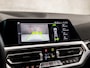 BMW 3-Serie 330e Sportline 293Pk Automaat (APPLE CARPLAY, GROOT NAVI, ZWART HEMEL, DEALER ONDERHOUDEN, SFEERVERLICHTING, LEDER, SPORTSTOELEN, CAMERA, GETINT GLAS, STOELVERWARMING, NIEUWSTAAT)