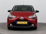 Toyota Aygo 1.0 VVT-i x-clusiv Aut. | Leer | Two tone | Lm-wielen | Camera |