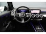 Mercedes-Benz EQB 250+ Luxury Line 71 kWh | Facelift | Trekhaak | Camera | Stoelverwarming | Sfeerverlichting | Dodehoekassistent | Vario-Achterbank |