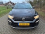 Volkswagen T-Roc TSI Style 116PK Adapt.cruise, Navi